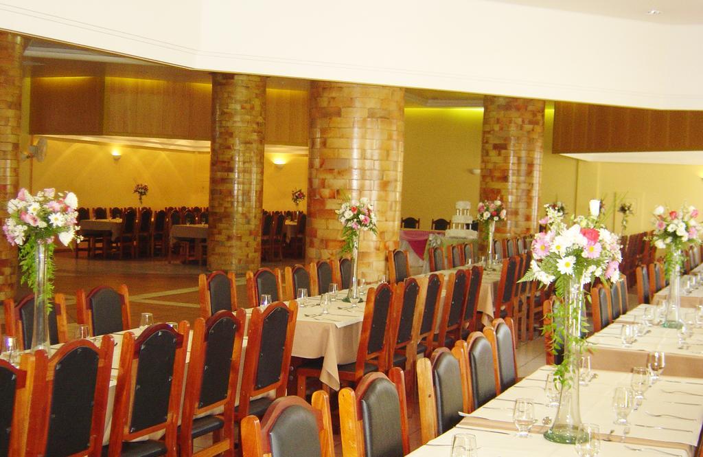 Hara Palace Hotel Curitiba Buitenkant foto